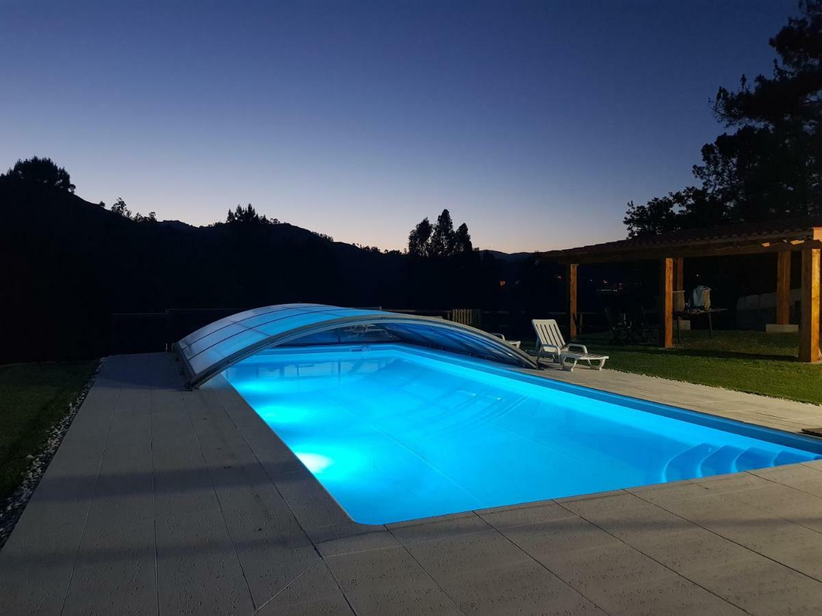 Villa Quinta Da Tormenta -14 Pessoas- Cabeceiras De Basto 2 Casas E Piscina Privada Exterior foto