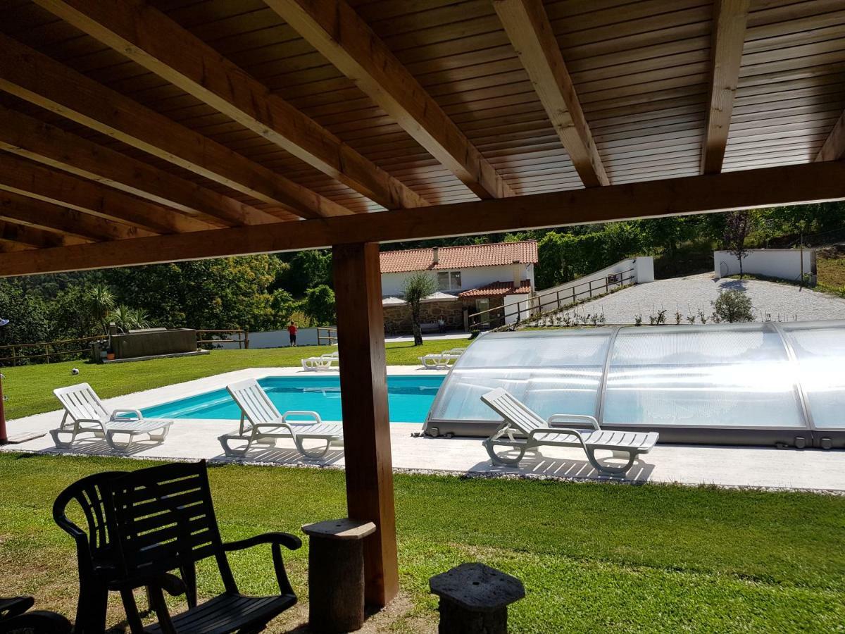 Villa Quinta Da Tormenta -14 Pessoas- Cabeceiras De Basto 2 Casas E Piscina Privada Exterior foto