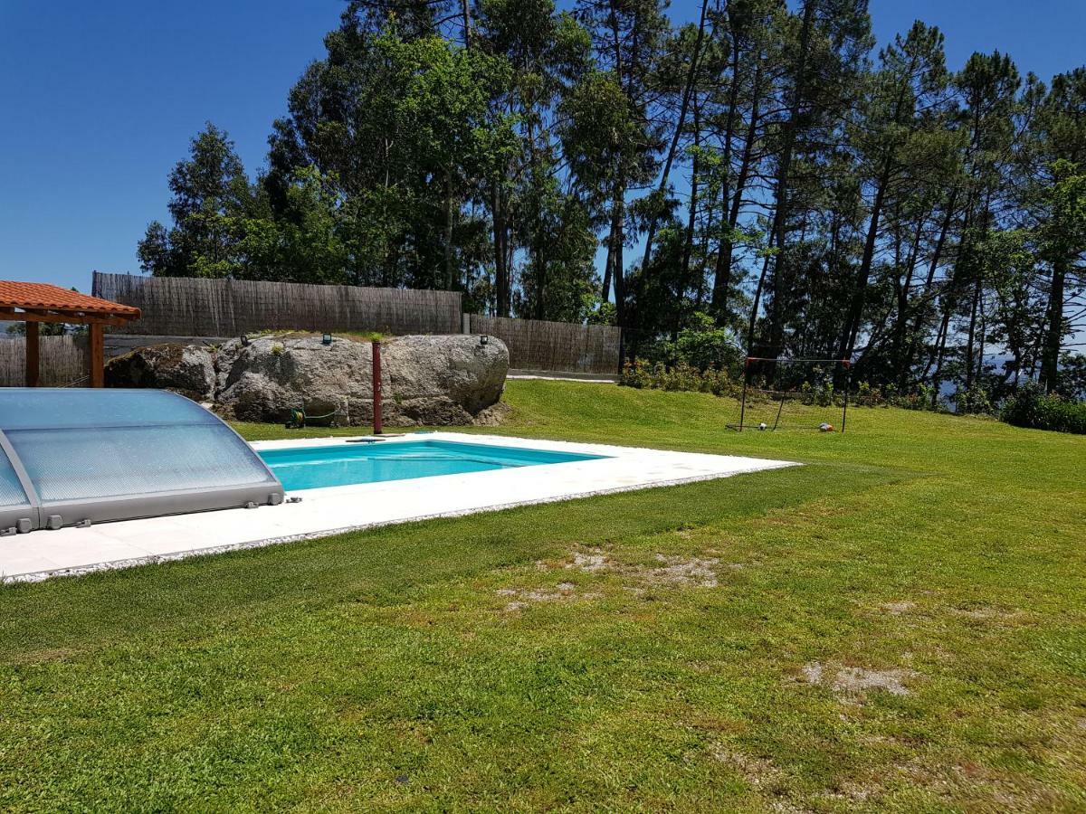 Villa Quinta Da Tormenta -14 Pessoas- Cabeceiras De Basto 2 Casas E Piscina Privada Exterior foto
